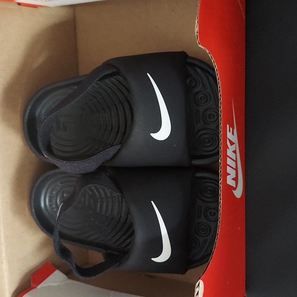 Nike Kawa Slides